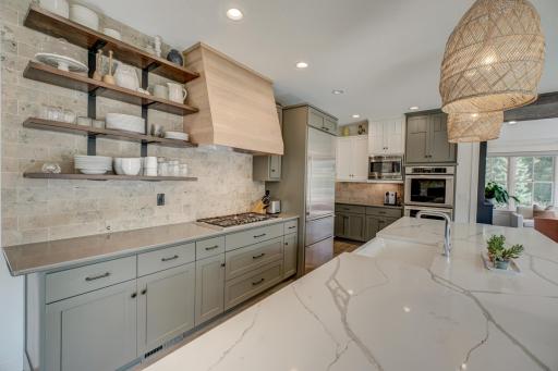 10079 Tapestry Hill, Lake Elmo, MN 55042