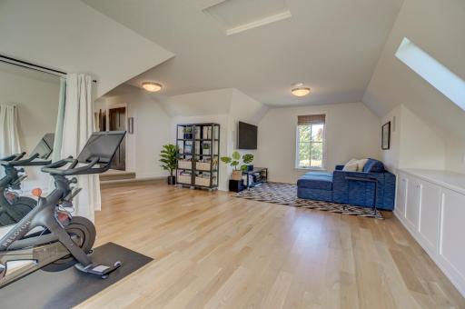 10079 Tapestry Hill, Lake Elmo, MN 55042