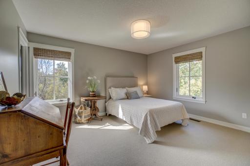 10079 Tapestry Hill, Lake Elmo, MN 55042