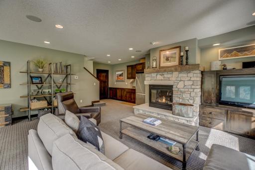 10079 Tapestry Hill, Lake Elmo, MN 55042