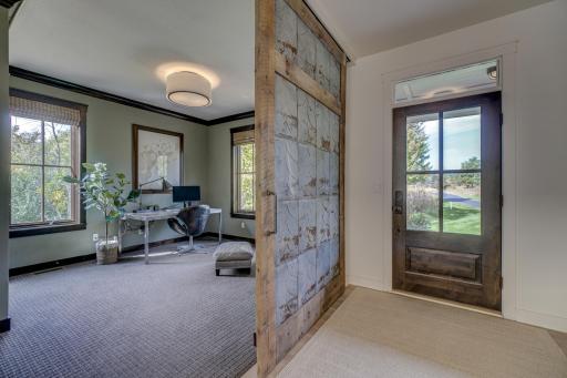 10079 Tapestry Hill, Lake Elmo, MN 55042