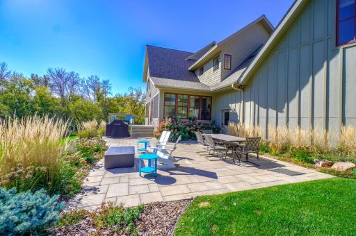 10079 Tapestry Hill, Lake Elmo, MN 55042