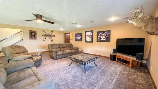 6521 Southside Court, Kimball, MN 55353