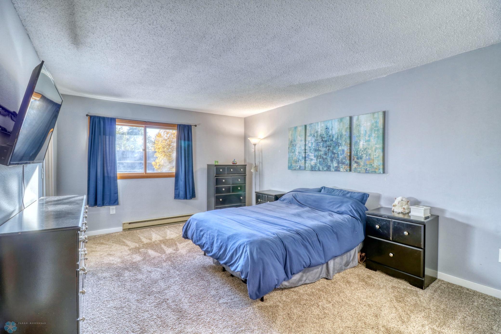 Primary Bedroom1_1.jpg