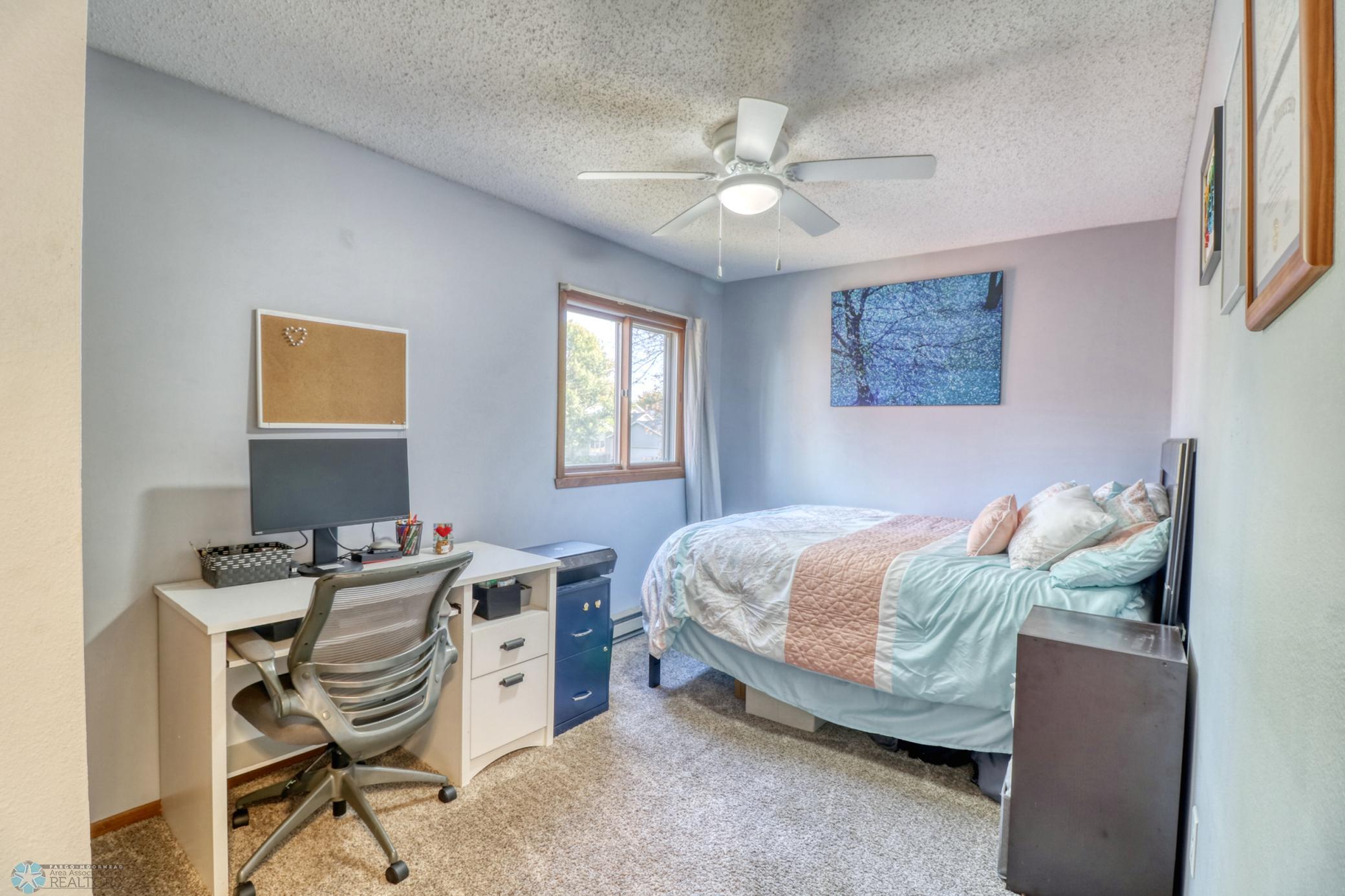 Bedroom1_1.jpg