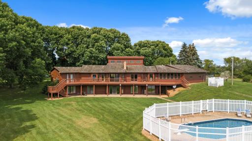 11530 French Lake Road, Osseo, MN 55369