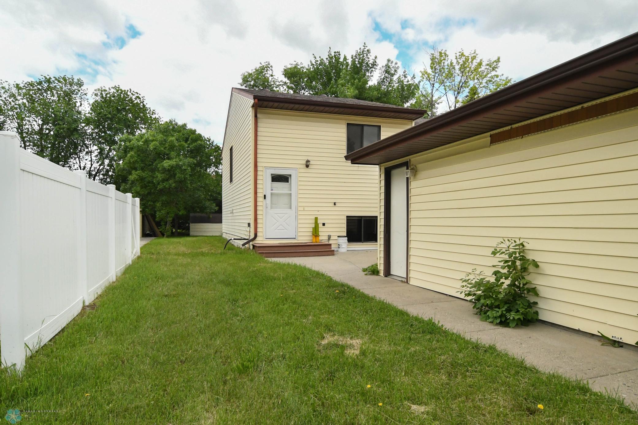 Property photo for 2325 17 Street S, Fargo, ND 58103