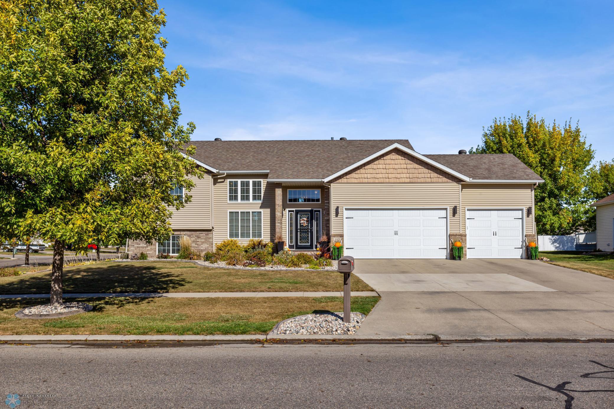 112 Edgewater Drive, West Fargo, ND 58078