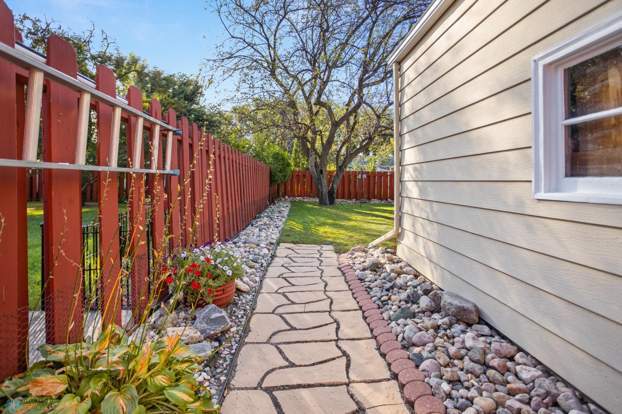 Walkway to yard