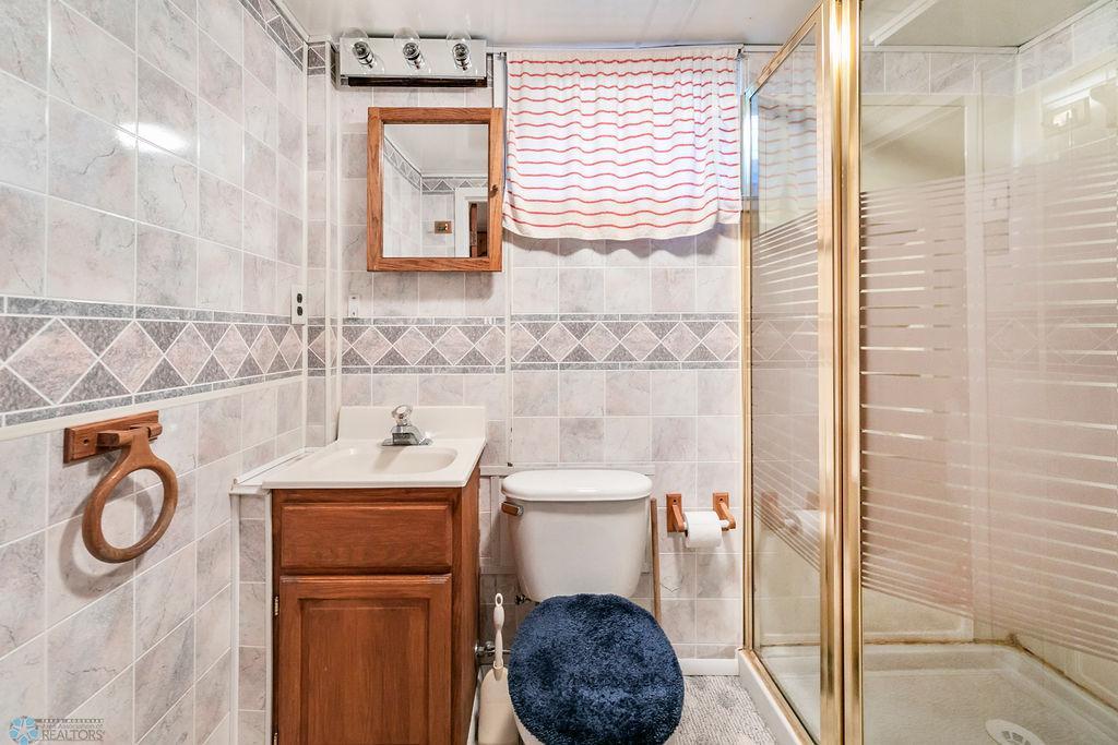 Basement 3/4 BAth