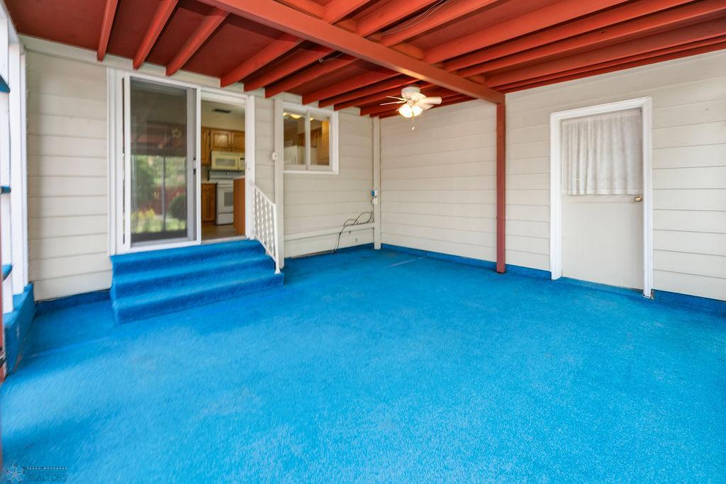 Screened Porch