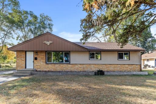 6237 Lee Avenue N, Minneapolis, MN 55429