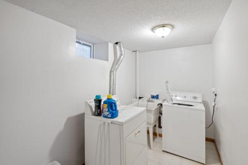 4132 10th Avenue S, Minneapolis, MN 55407