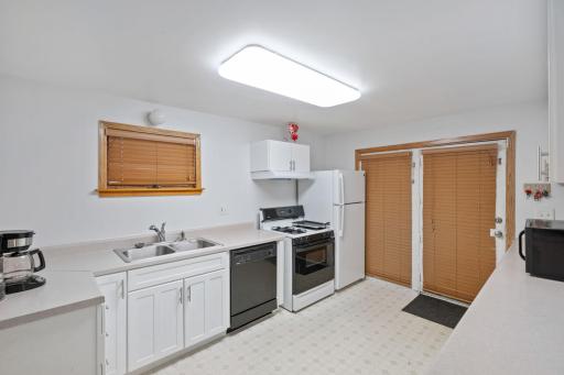 4132 10th Avenue S, Minneapolis, MN 55407