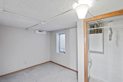 4132 10th Avenue S, Minneapolis, MN 55407