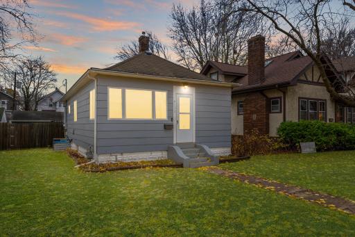 4132 10th Avenue S, Minneapolis, MN 55407
