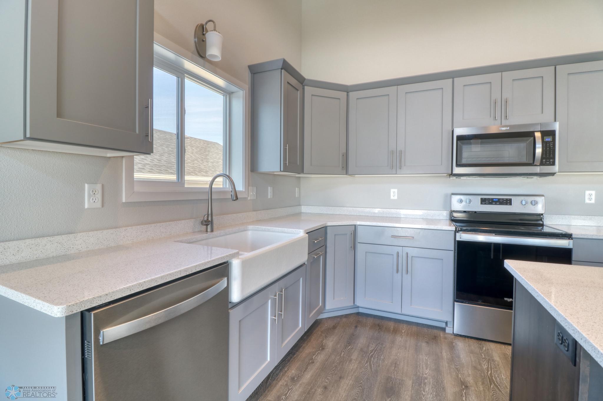 Kitchen1_6.jpg