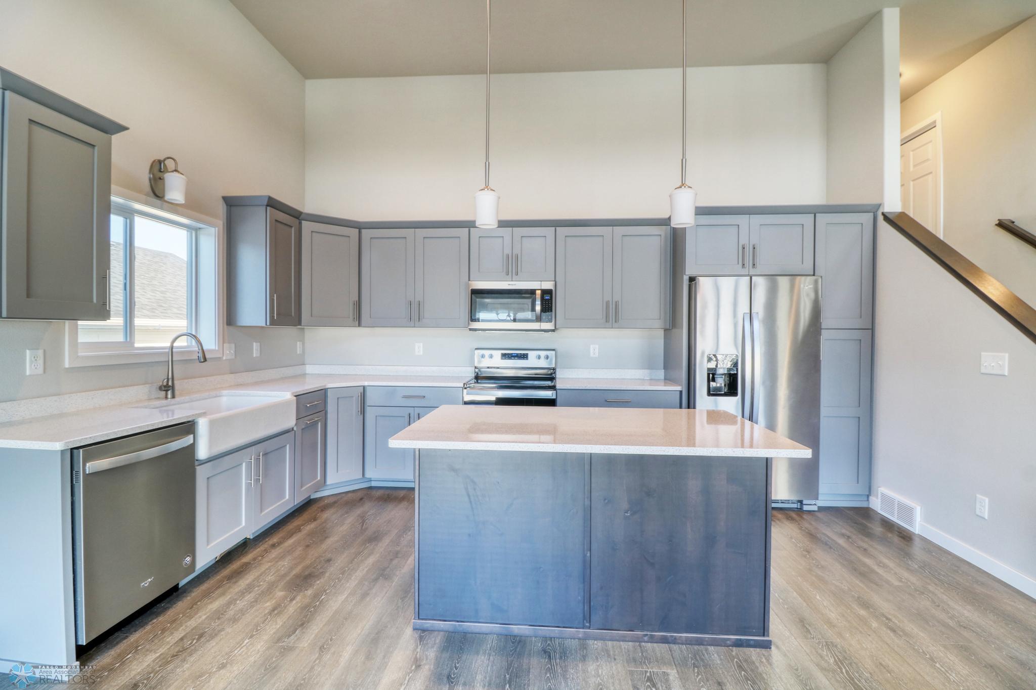 Kitchen1_1.jpg