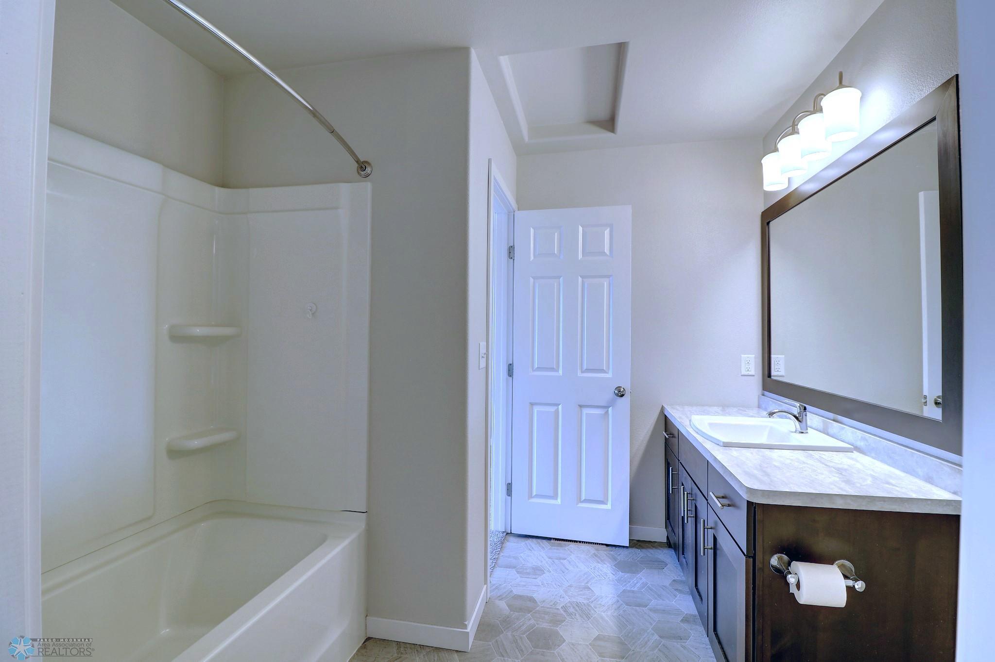 Upstairs Bathroom1_2.jpg
