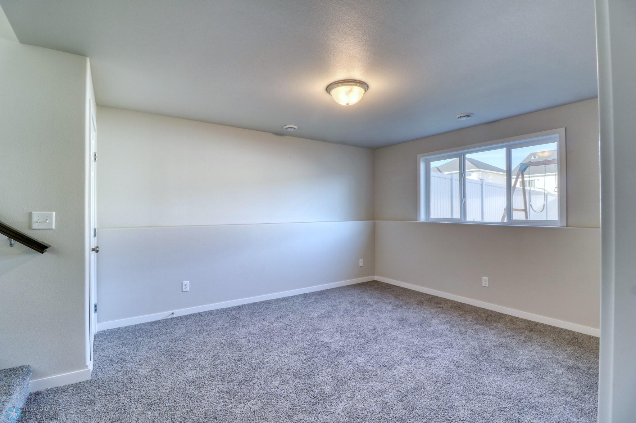 Basement1_3.jpg