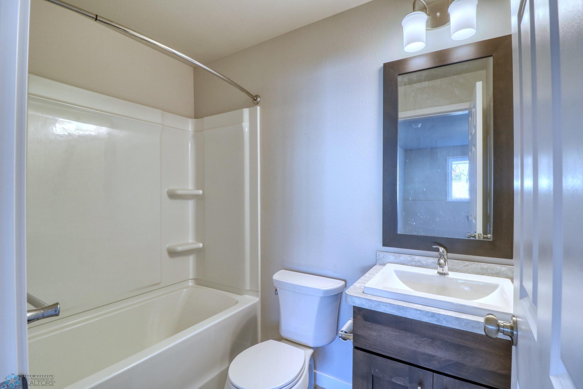 Basement Bathroom1_2.jpg