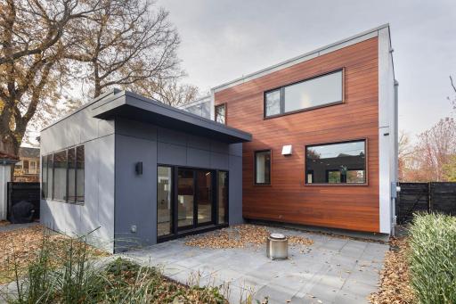 2721 Ewing Avenue S, Minneapolis, MN 55416