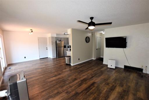 313 10th Avenue NE, Roseau, MN 56751