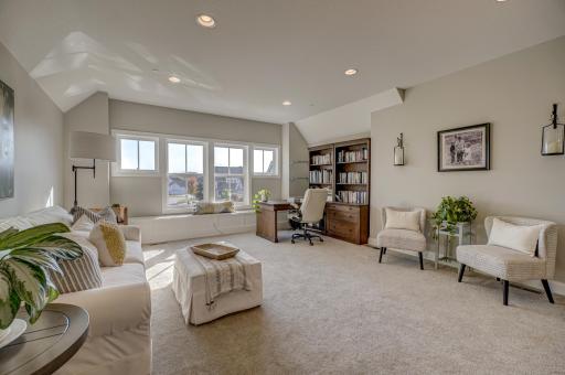 80 Rapp Farm Lane, Saint Paul, MN 55127