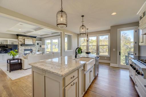 80 Rapp Farm Lane, Saint Paul, MN 55127