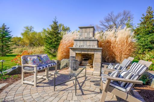 80 Rapp Farm Lane, Saint Paul, MN 55127