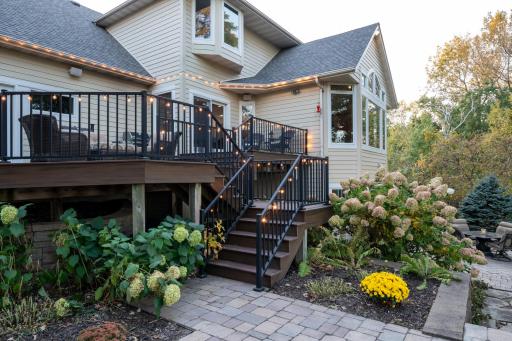 28350 Ridgeview Drive S, Red Wing, MN 55066