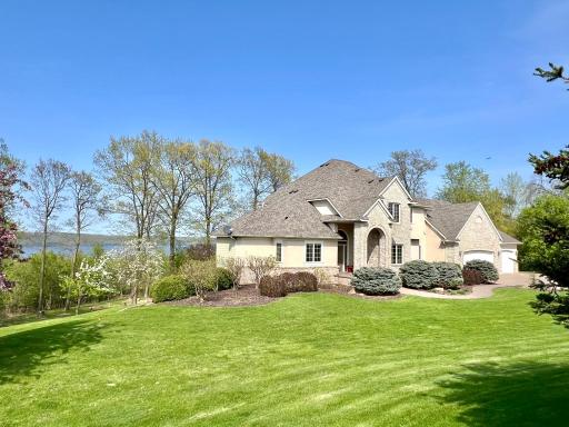 28350 Ridgeview Drive S, Red Wing, MN 55066