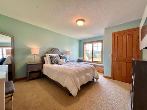 28350 Ridgeview Drive S, Red Wing, MN 55066