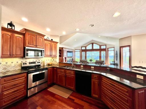 28350 Ridgeview Drive S, Red Wing, MN 55066