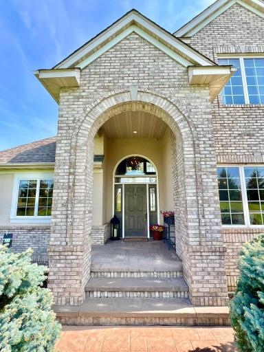 28350 Ridgeview Drive S, Red Wing, MN 55066