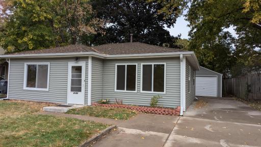 Photo for 2082 Mcknight Road N, Saint Paul, MN 55109 - listing #6617120 2082 Mcknight Road N, Saint Paul, MN 55109