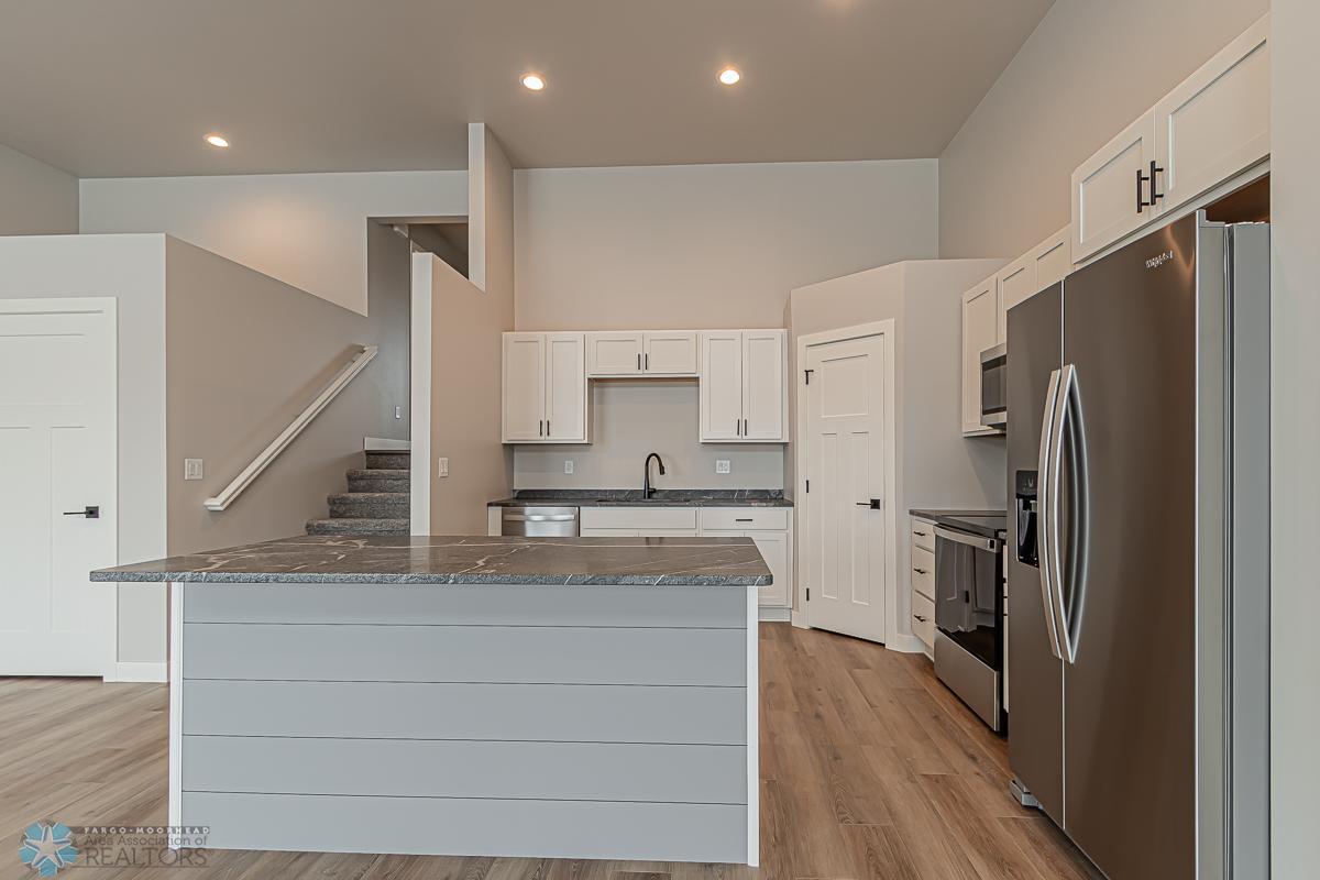 1282 Marlys Dr W, West Fargo, ND 58078-06.jpg