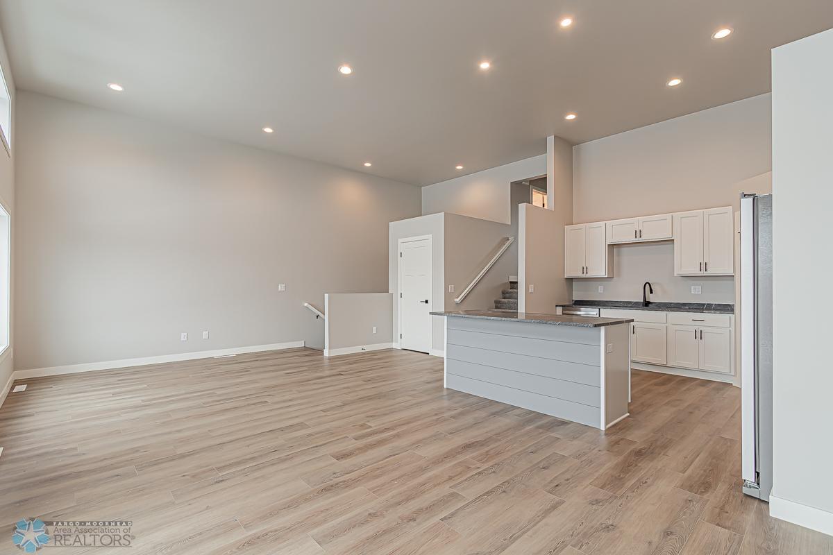 1282 Marlys Dr W, West Fargo, ND 58078-05.jpg