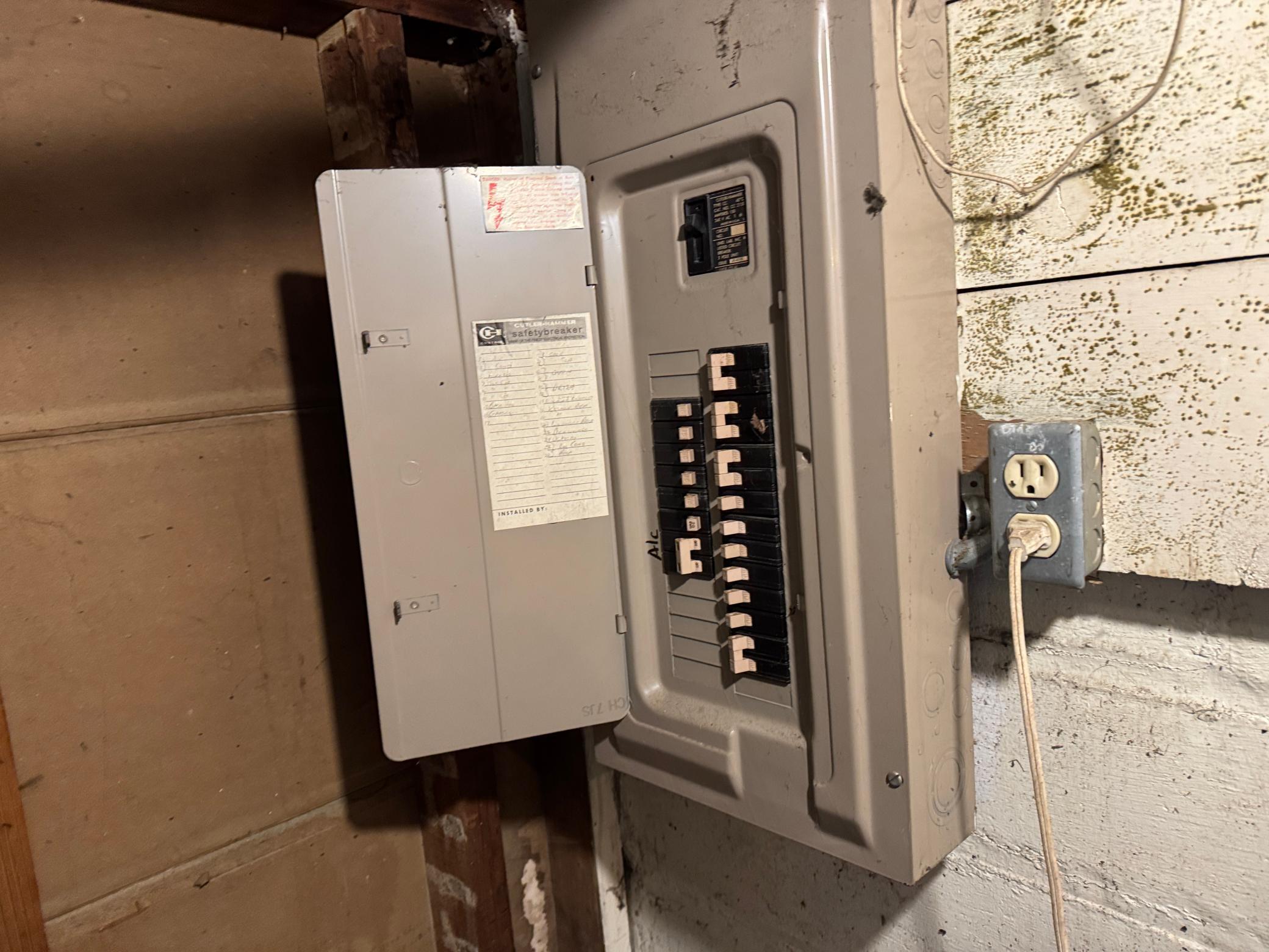 100 AMP Breakers