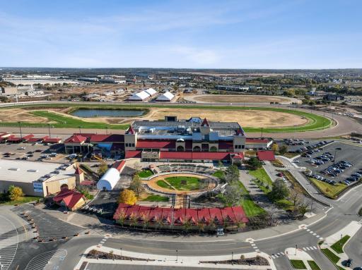 Canterbury Park is just 5 minutes away and hosts live horse racing, casino games, concerts and events all year long..jpg