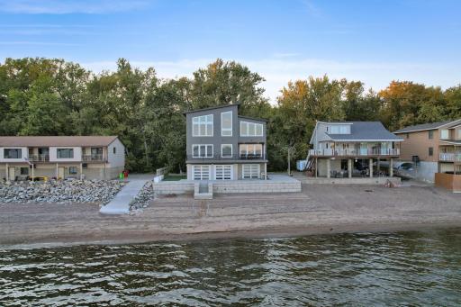 700 Central Point Road, Lake City, MN 55041