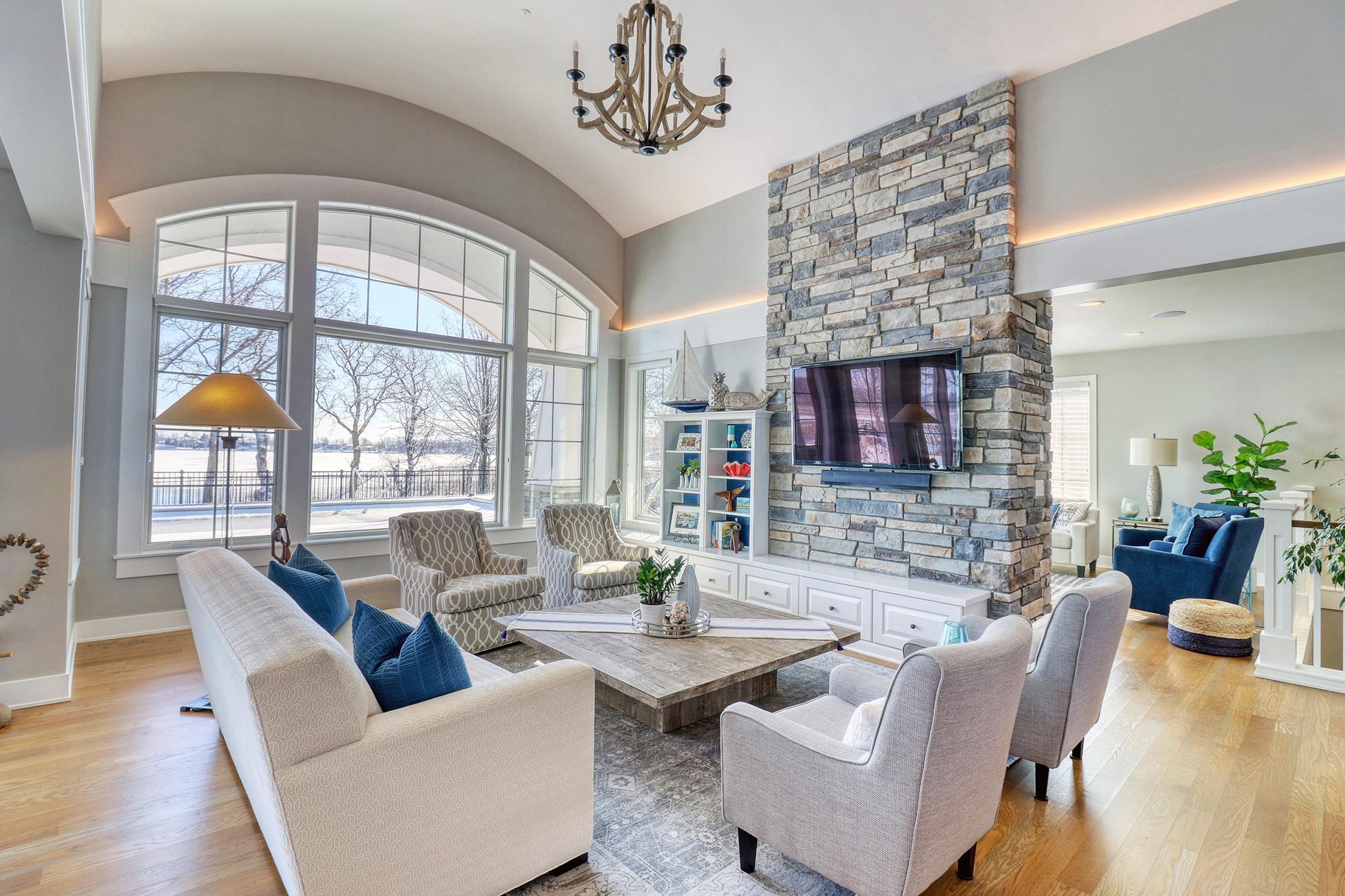 Barrel vaulted ceiling