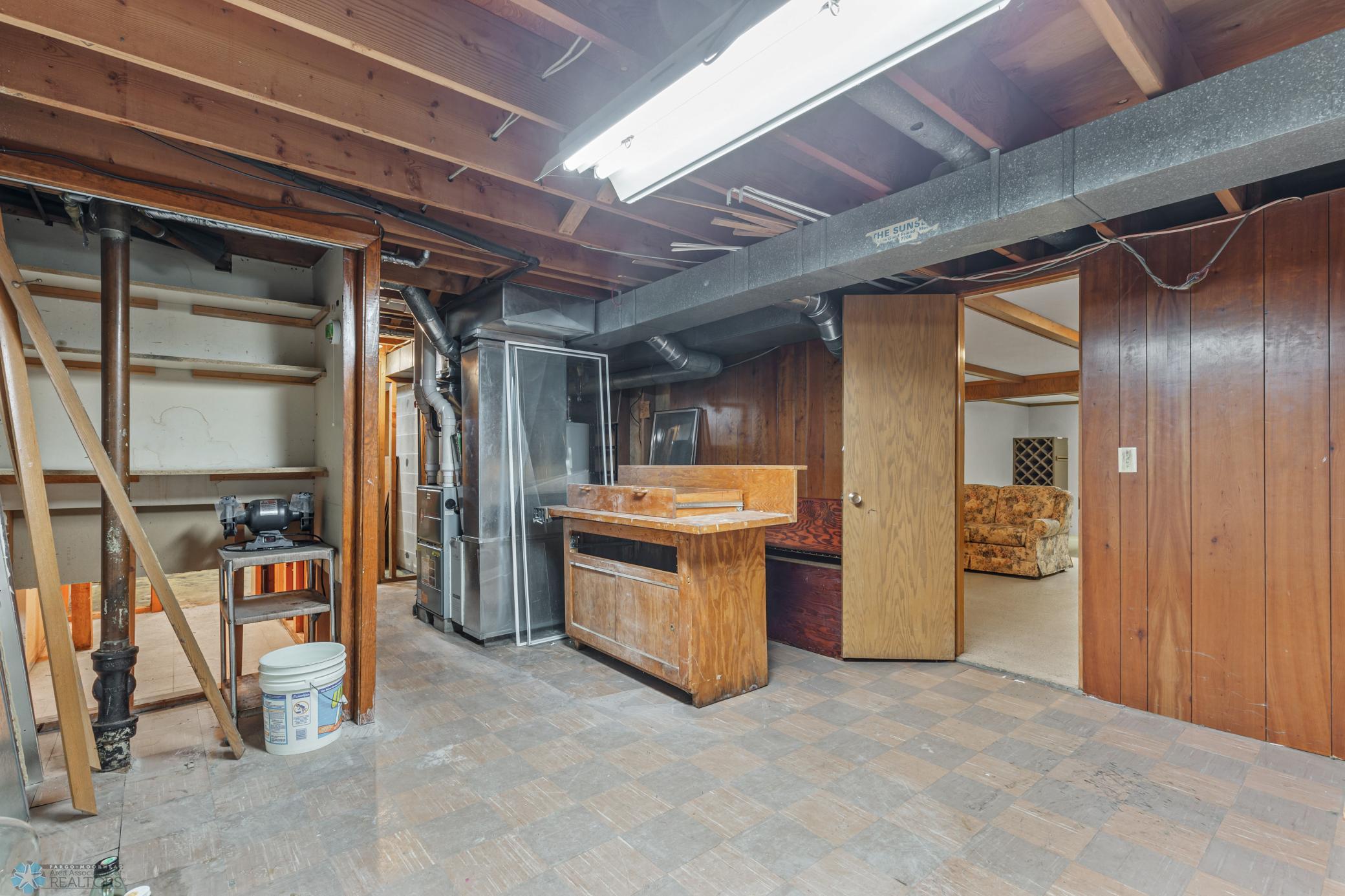 Storage/Utility