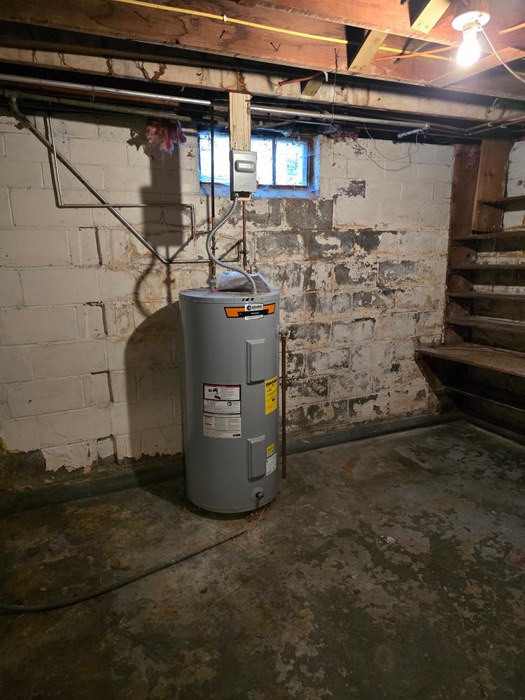 basement1.jpg