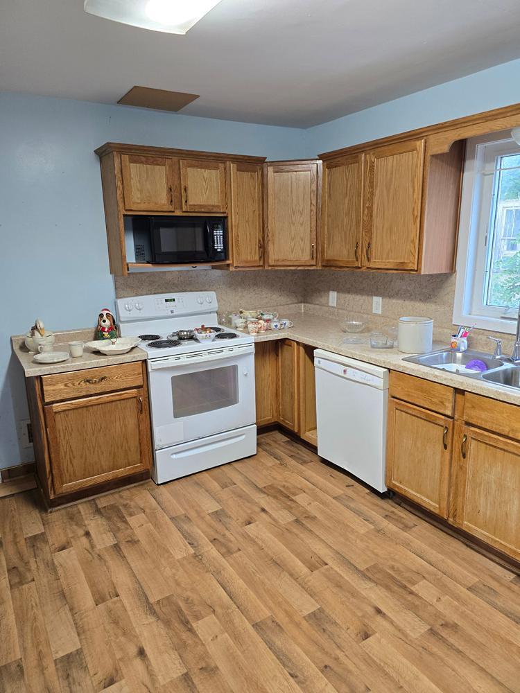kitchen1.jpg