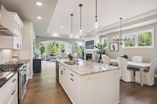 3822 Queensland Circle N, Plymouth, MN 55446
