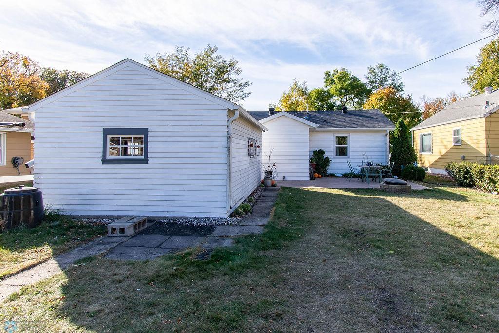 Rear Exterior/Garage