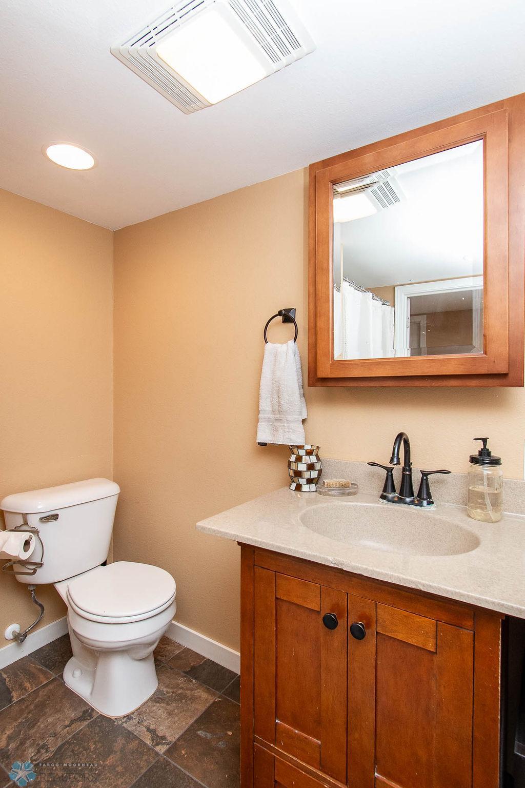 Bathroom 2/Laundry Room(3/4 Bath)