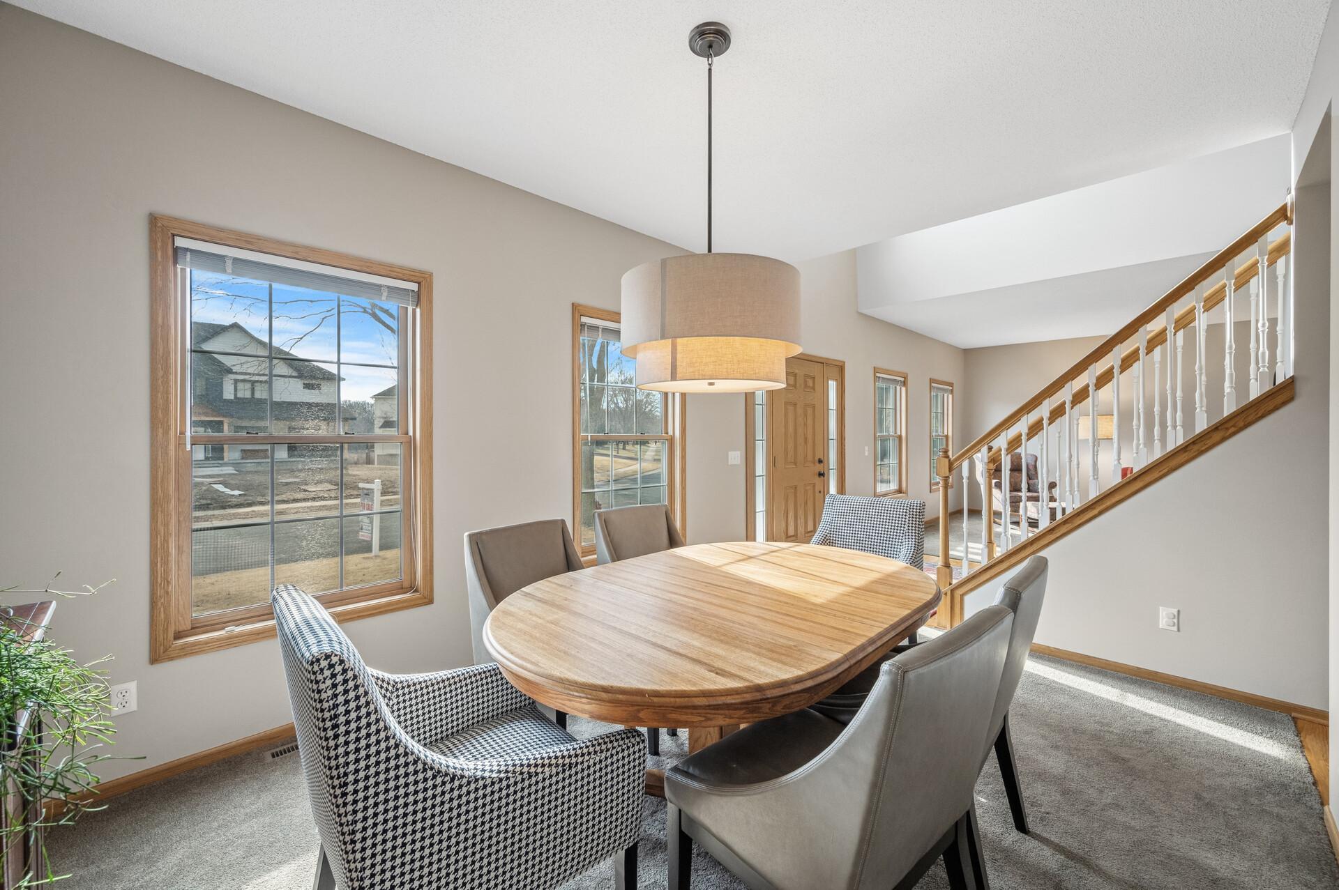 I love more formal dining and this one is perfect for your gatherings