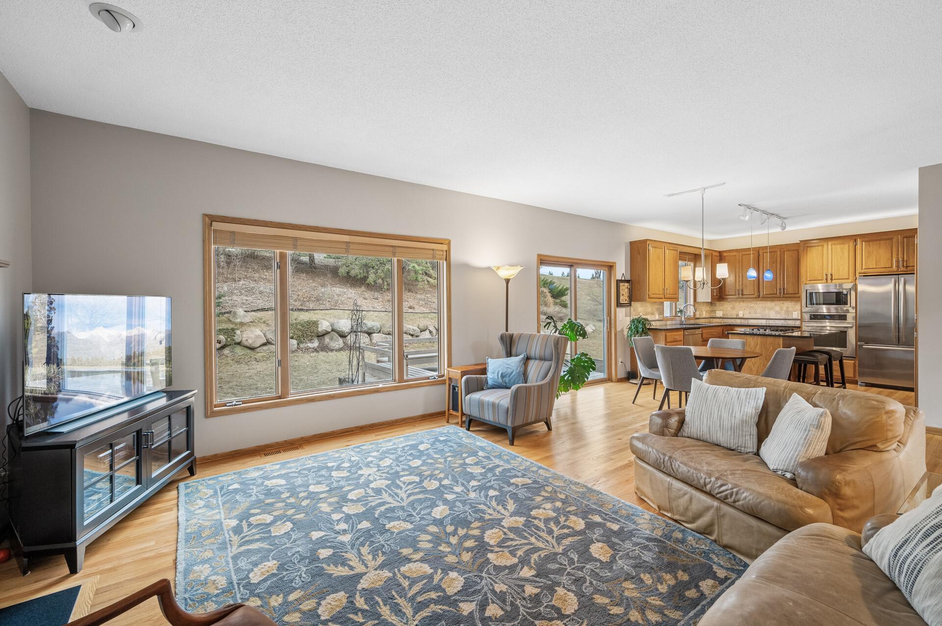 Easily flows from kitchen to family room